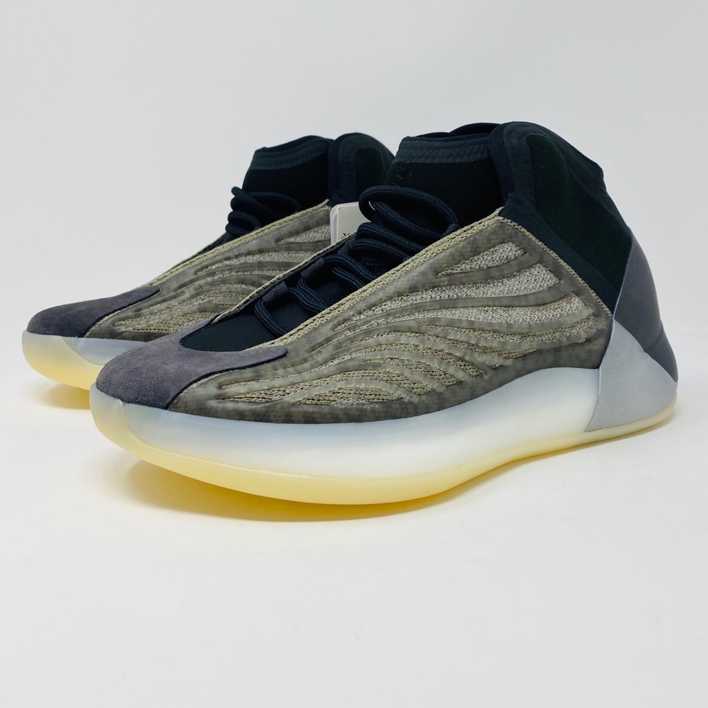Adidas Yeezy Quantum Barium Basketball - Picture 2 of 7